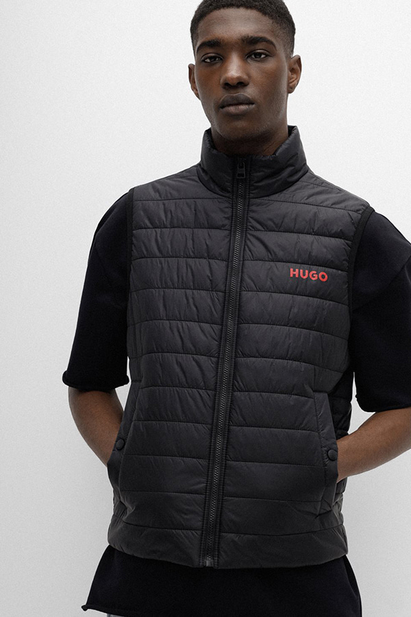 VEST HUGO - 001 BLACK